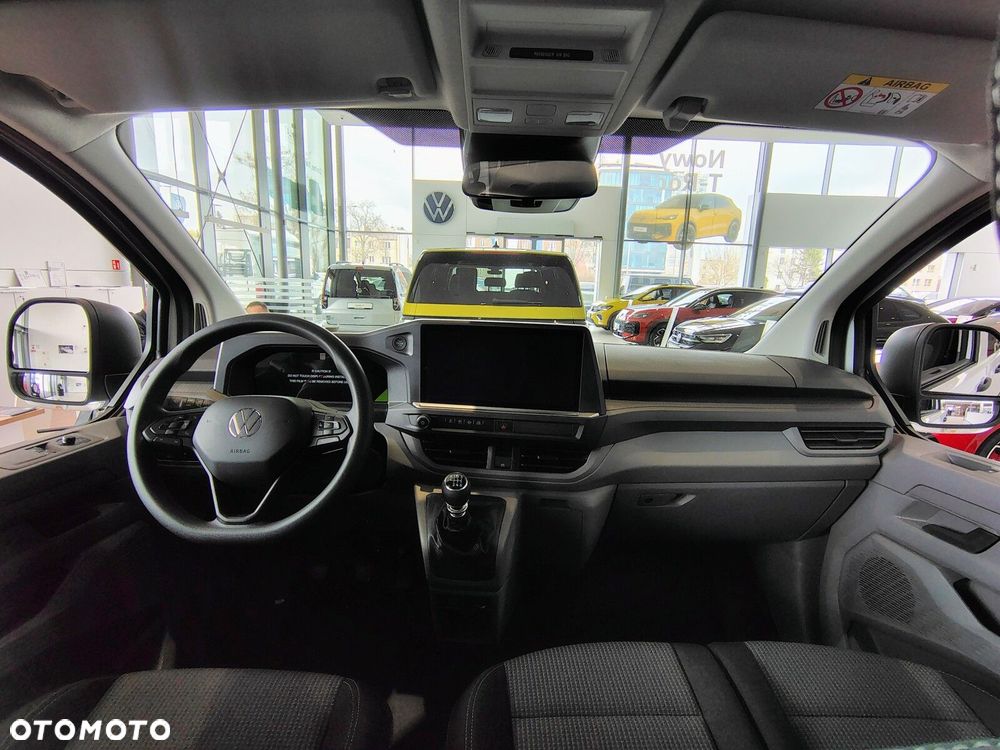 Volkswagen Transporter Transporter Kombi N1 silnik: 2,0 l TDI 150 KM / skrzynia biegów: 6-biegowa manualna rozstaw osi: 3500 mm - 26