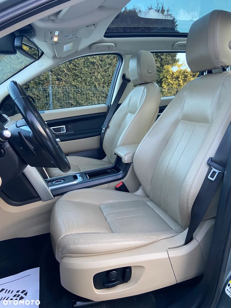Land Rover Discovery Sport - 21