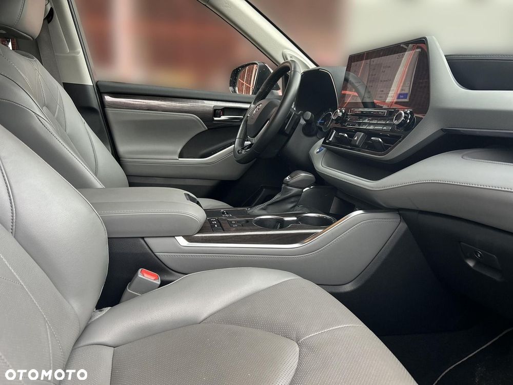 Toyota Highlander - 14