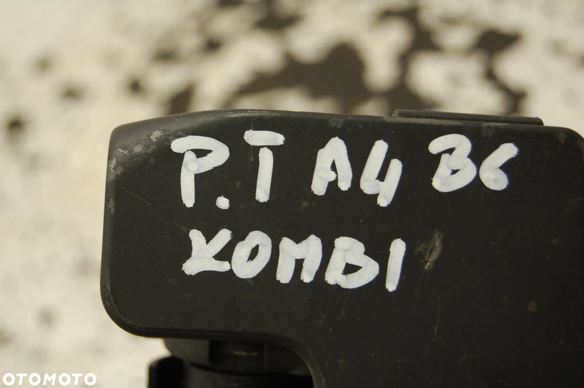ZAMEK KANAPY TYŁ TYLNY LEWY PRAWY AUDI A4 B6 B7 KOMBI 8E0885879 8E0885880 - 5