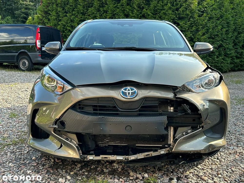 Toyota Yaris - 23