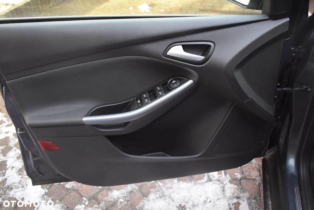 Ford Focus 1.6 EcoBoost Titanium - 9
