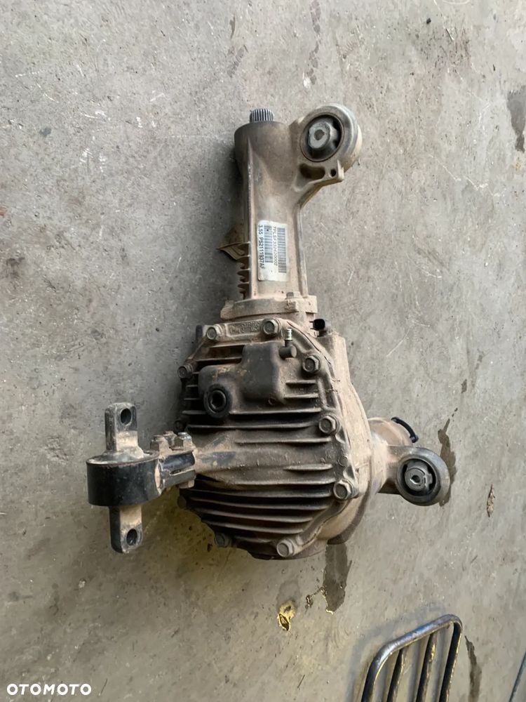 Most dyfer przód przedni dyferencjał Jep Grand Cherokee WK 3.0 CRD 4X4 Automat 3.55 52111937AF - 3