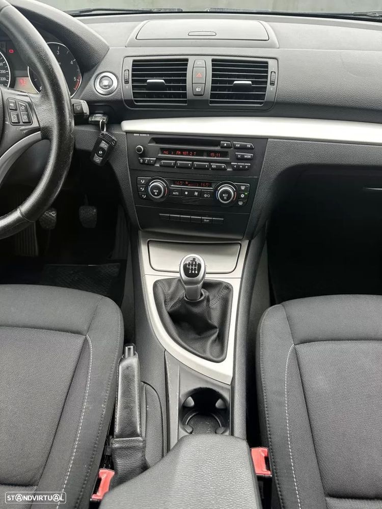 BMW 118 d Line Sport - 42
