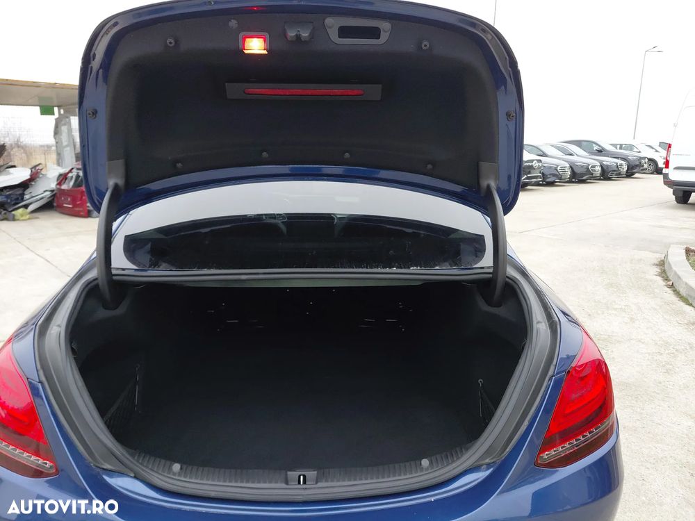 Mercedes-Benz C 200 MHEV - 17