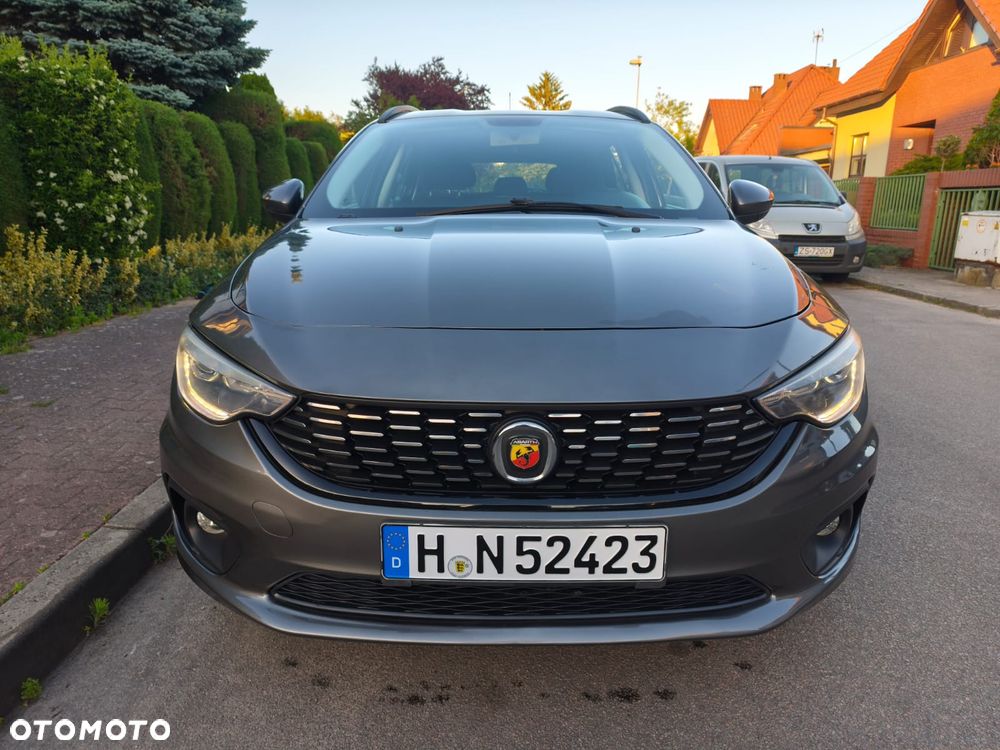 Fiat Tipo 1.4 T-Jet 16v Easy - 2