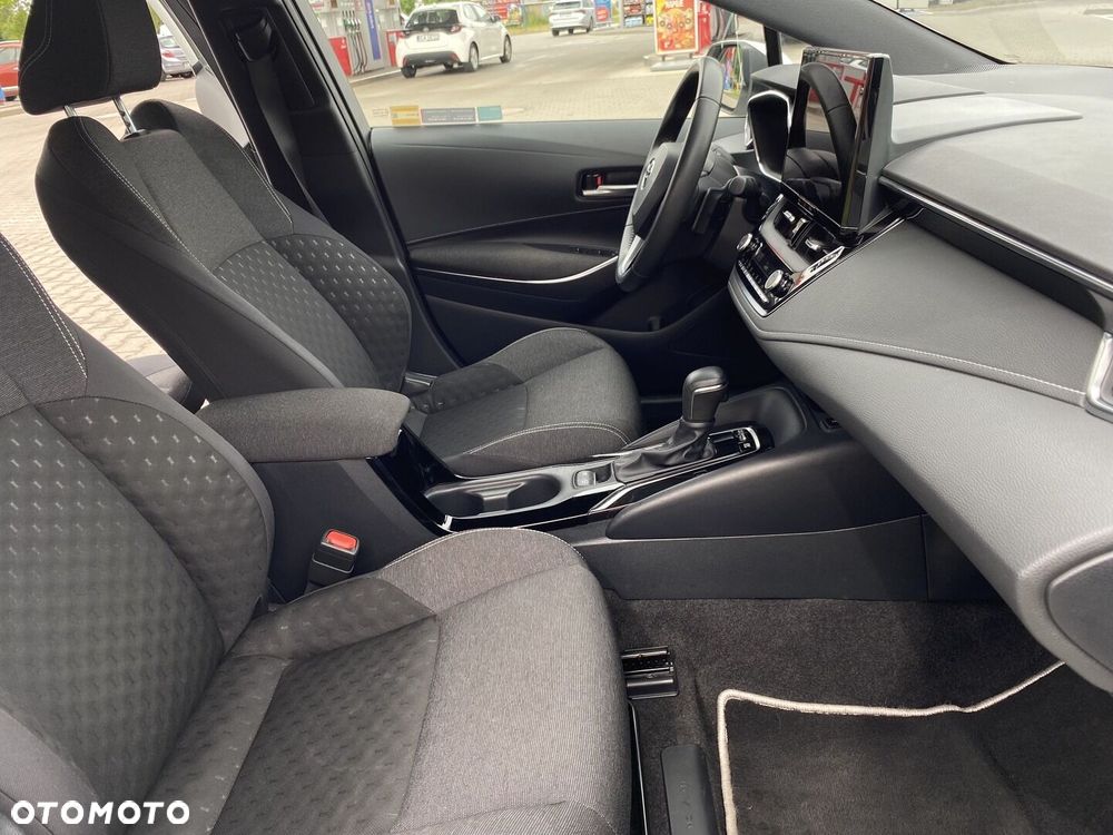 Toyota Corolla 2.0 Hybrid Comfort - 21