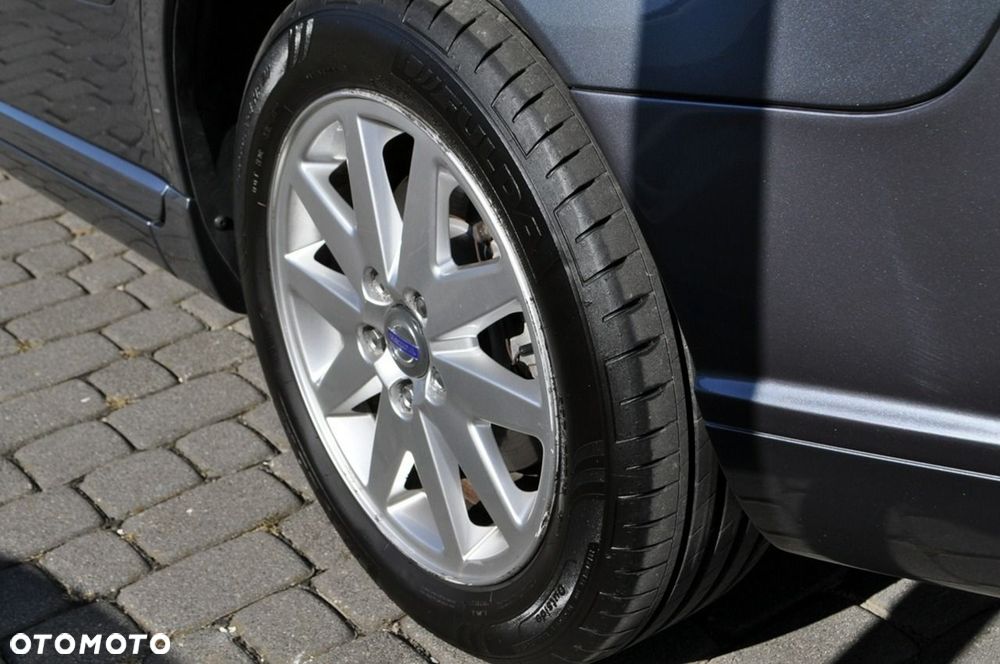 Volvo S40 - 10