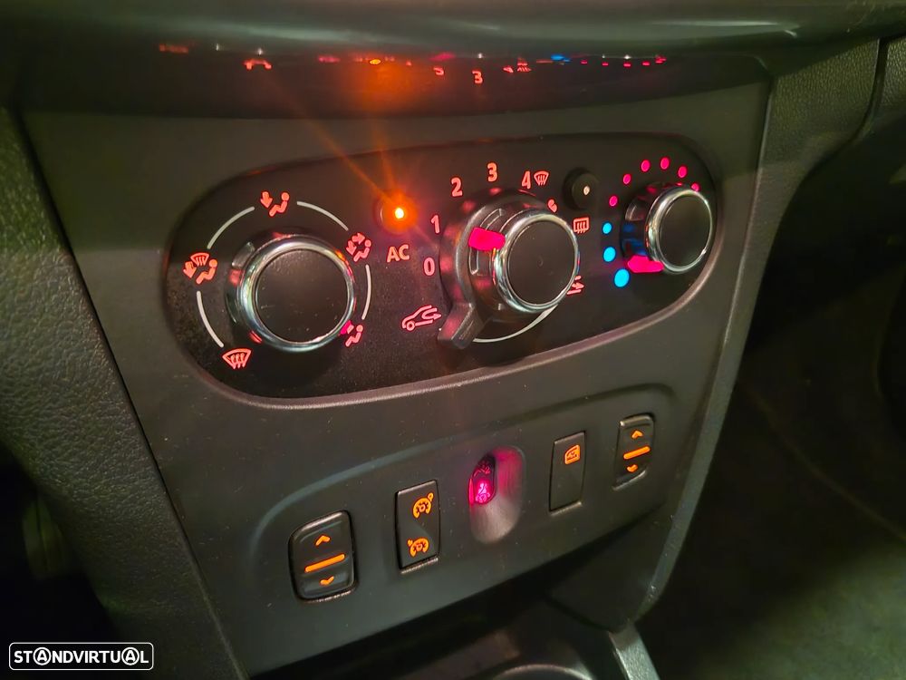 Dacia Sandero 0.9 TCe Stepway - 21