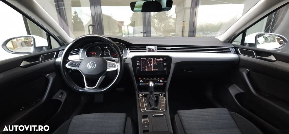 Volkswagen Passat 2.0 TDI DSG Comfortline - 11