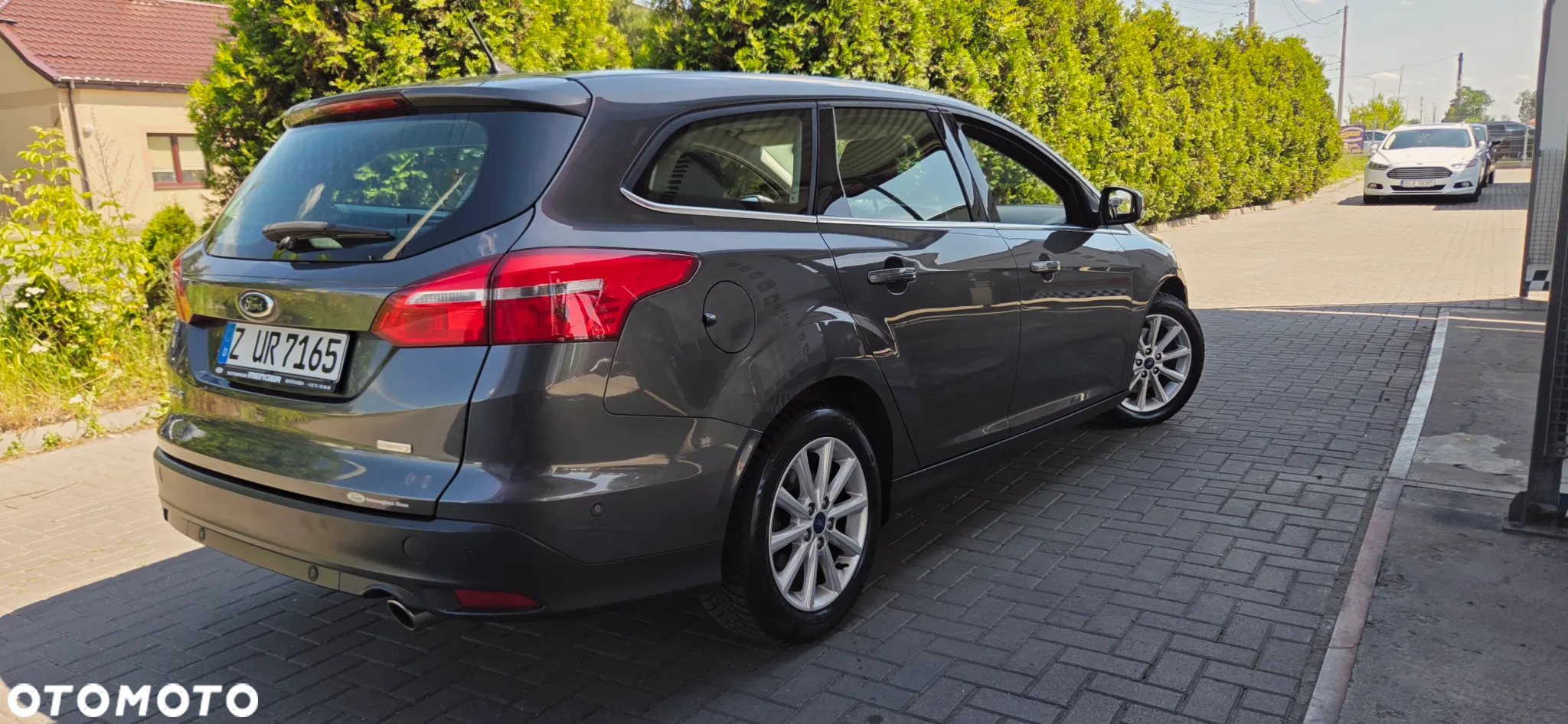 Ford Focus Turnier 1.6 EcoBoost Start-Stopp-System Titanium - 12