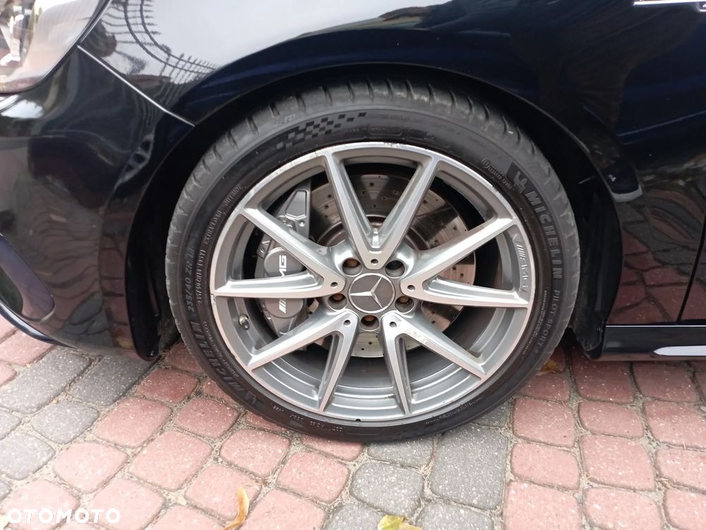 Mercedes-Benz Klasa A AMG 45 4-Matic - 32
