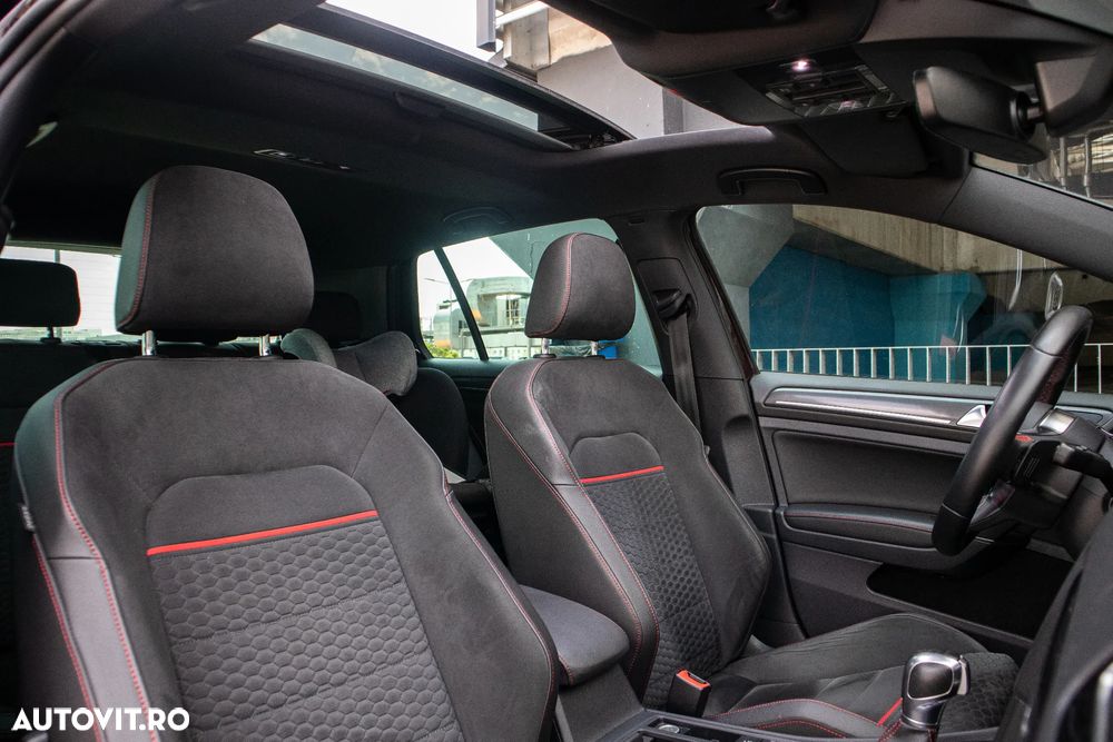 Volkswagen Golf GTI (BlueMotion Technology) DSG Performance - 28