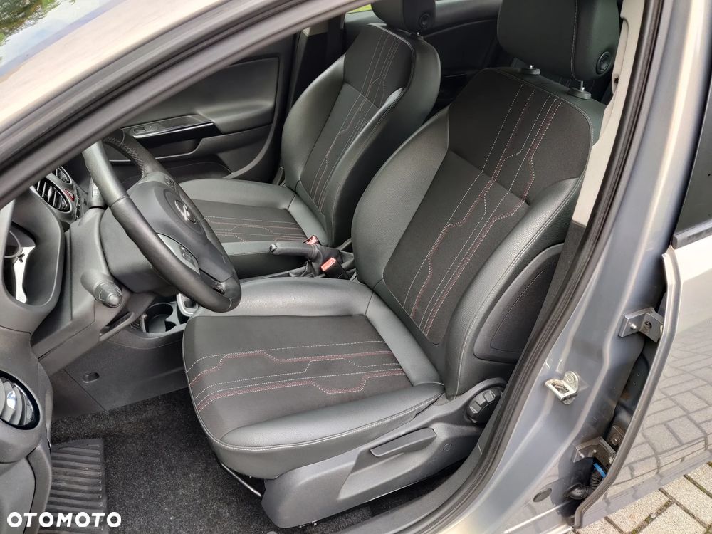 Opel Corsa 1.4 16V 150 Jahre - 20