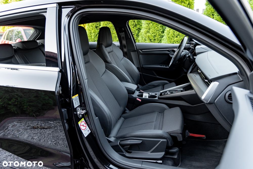 Audi A3 Sportback 35 TFSI S tronic S line - 24