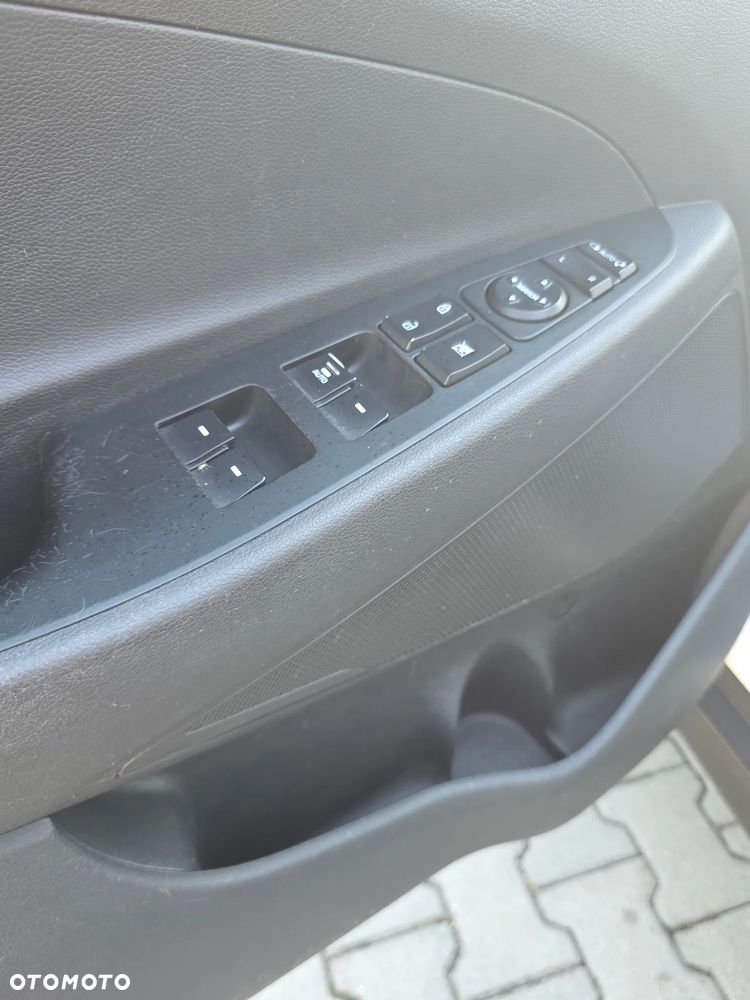 Hyundai Tucson 1.7 CRDI BlueDrive Comfort 2WD - 18