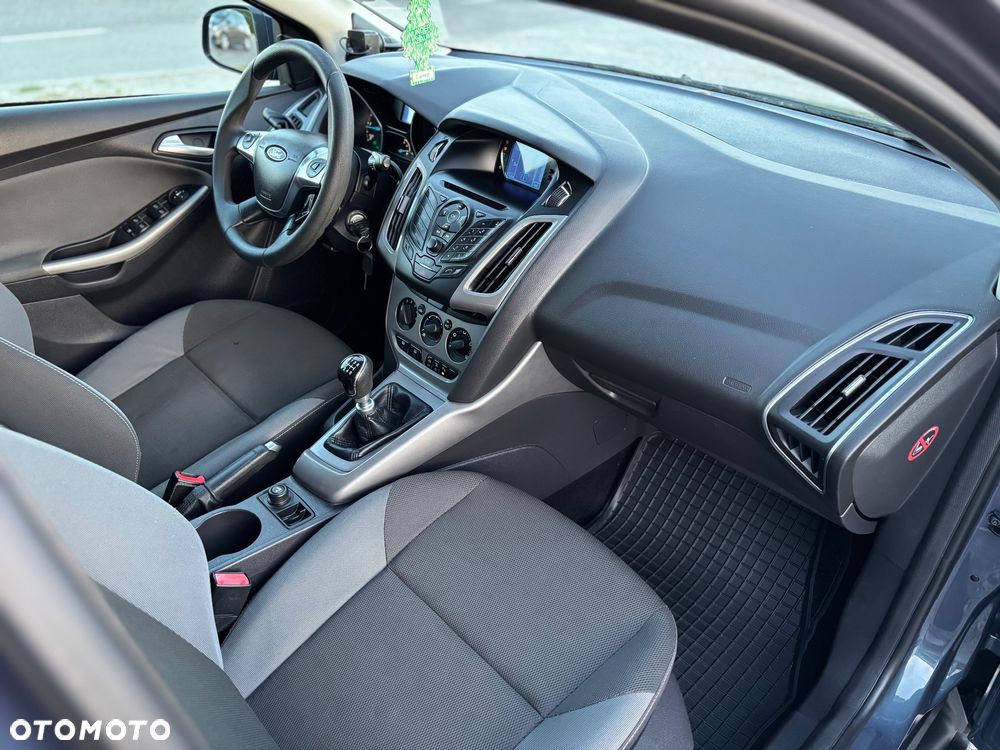 Ford Focus - 11
