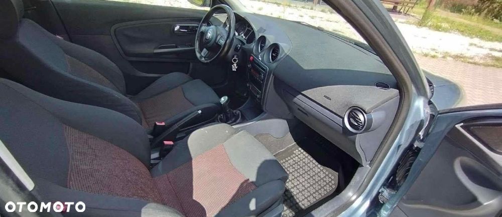 Seat Ibiza 1.4 16V 100 Sport - 8