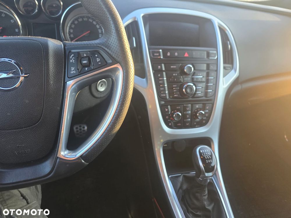 Opel Astra 2.0 CDTI ecoFLEX Start/Stop - 8