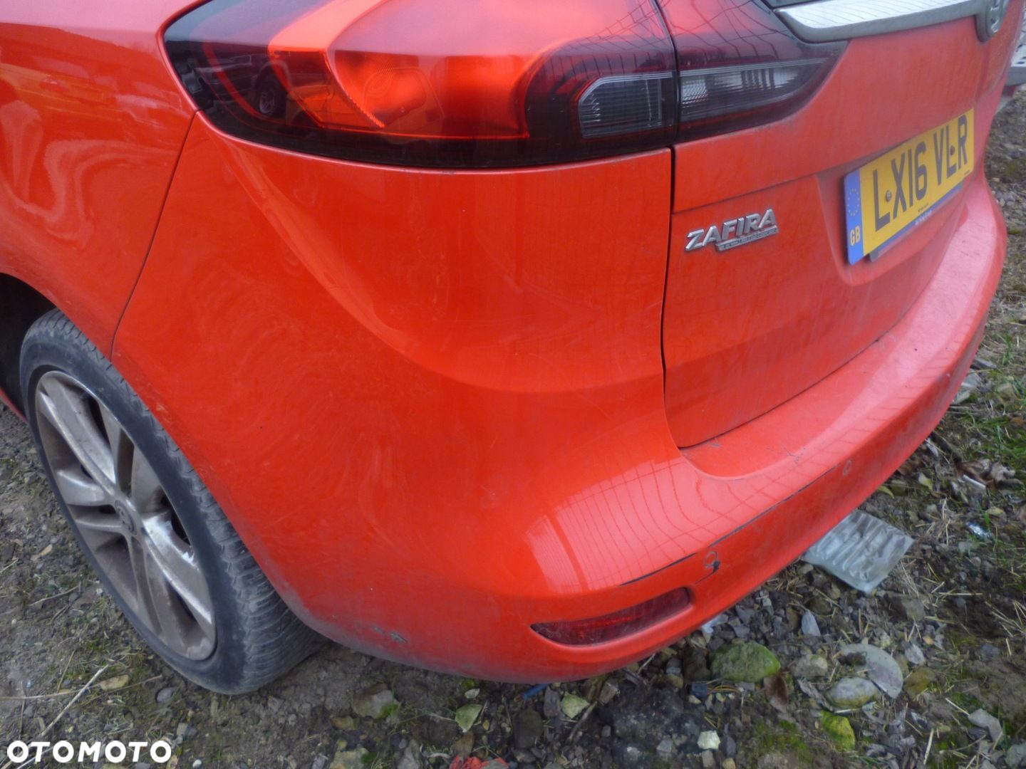 KLAPA BAGAŻNIKA TYŁ KOMPLETNA OPEL ZAFIRA C 16r. Z50S - 3