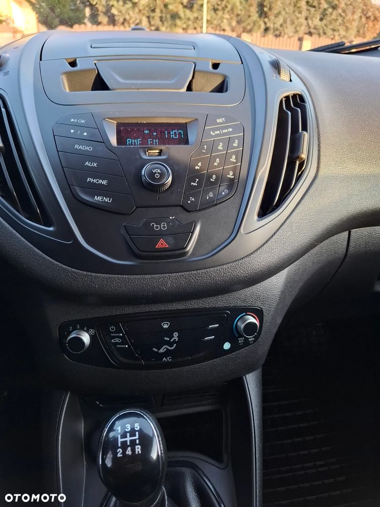 Ford TRANSIT COURIER - 17