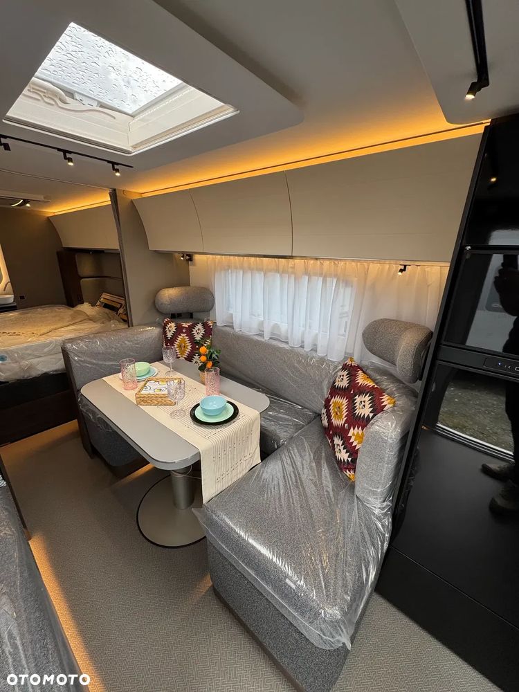 Adria Alpina 663 HT - 19