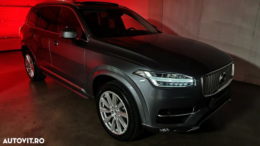 Volvo XC 90 D5 AWD Geartronic Inscription - 32