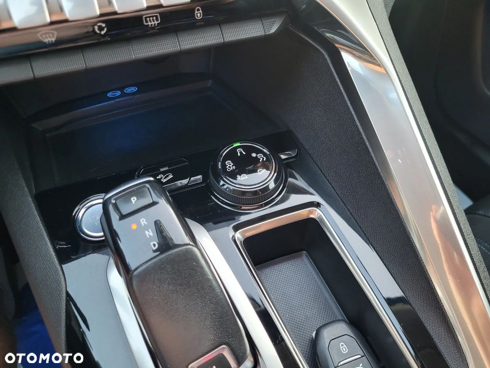 Peugeot 3008 2.0 BlueHDi Crossway S&S EAT8 - 25