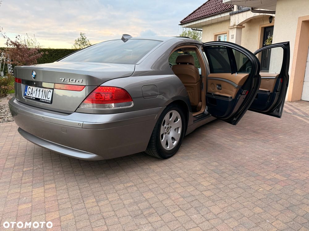 BMW Seria 7 - 10
