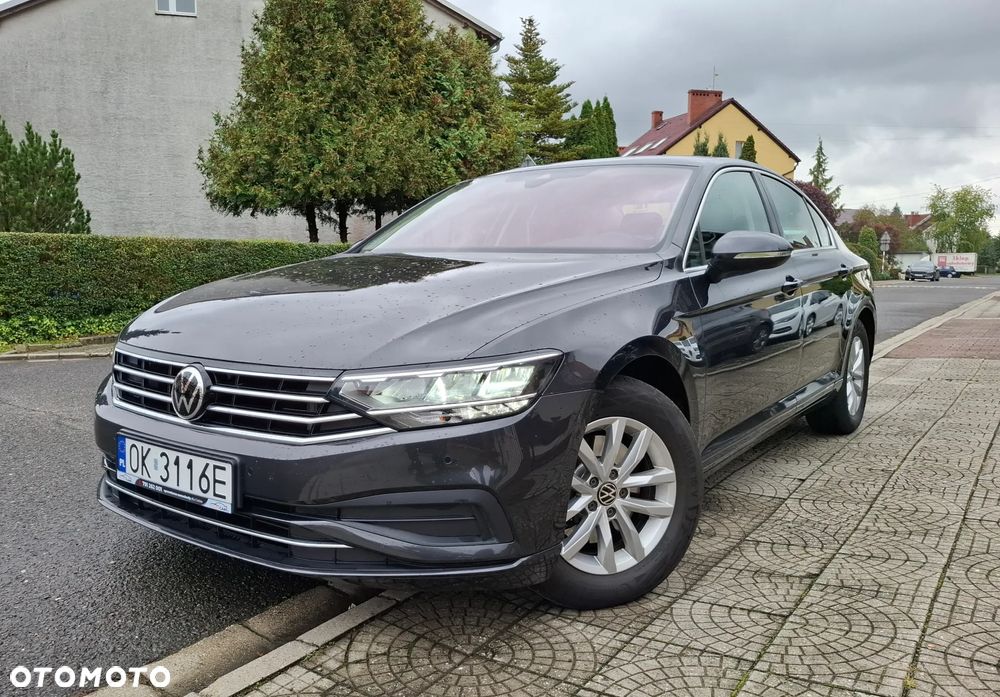 Volkswagen Passat 1.5 TSI EVO Business - 1