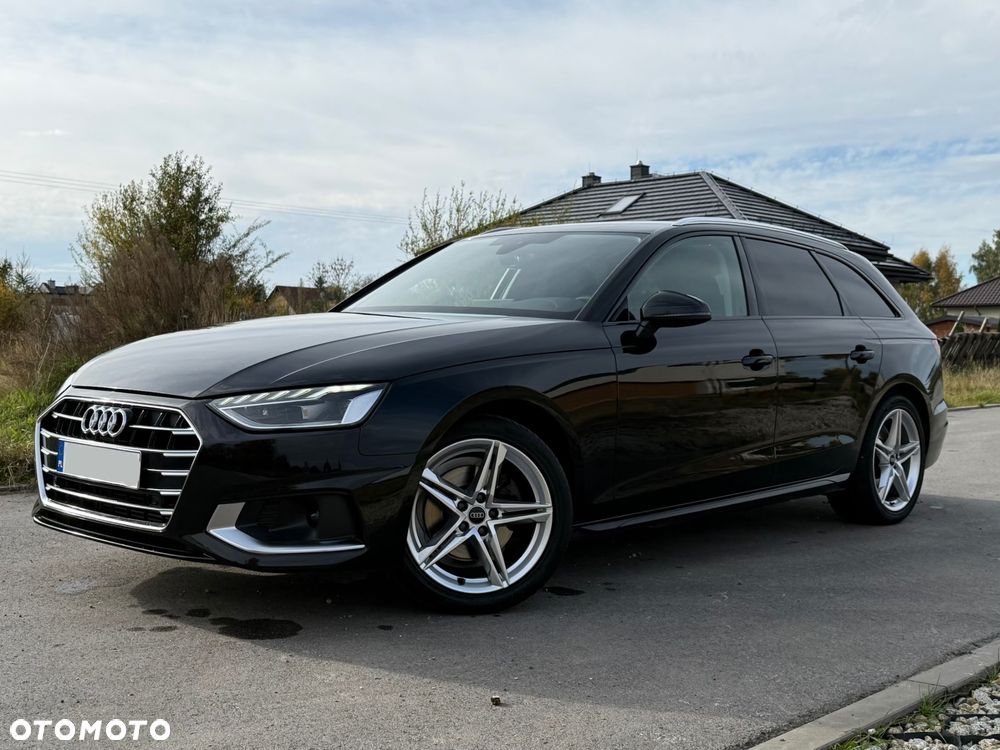 Audi A4 Avant 2023 photo 2