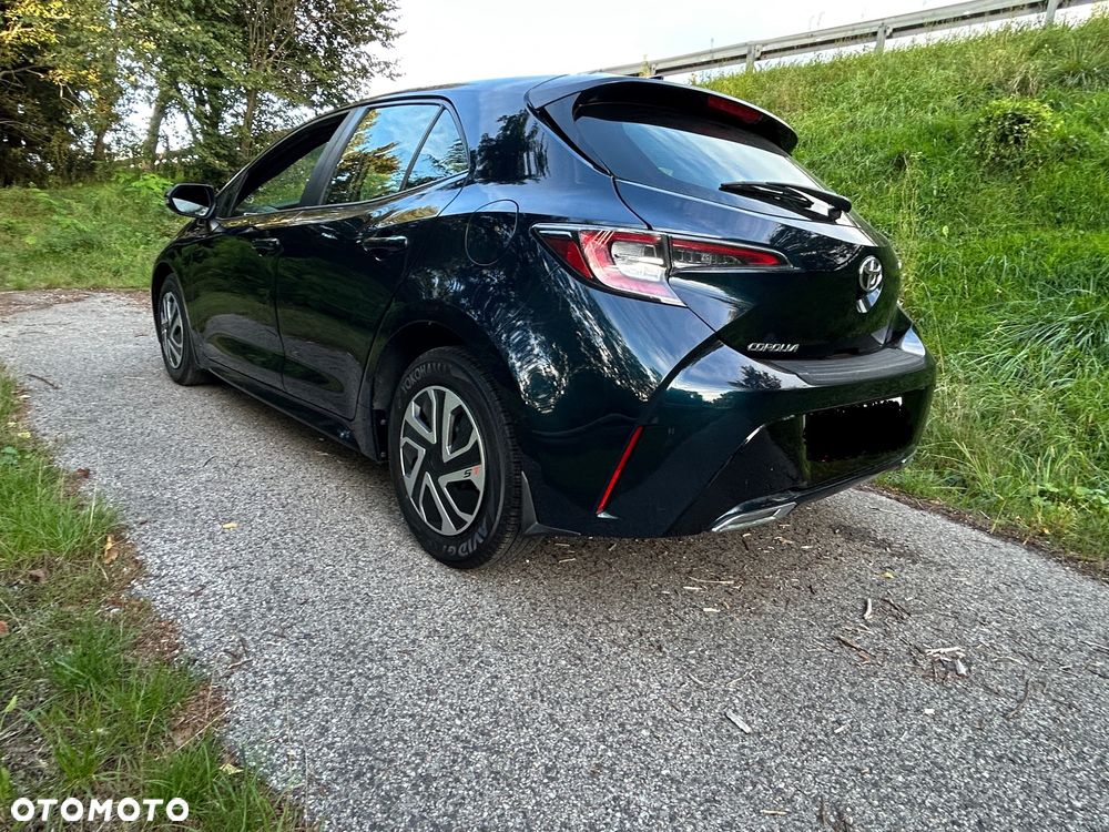 Toyota Corolla - 4