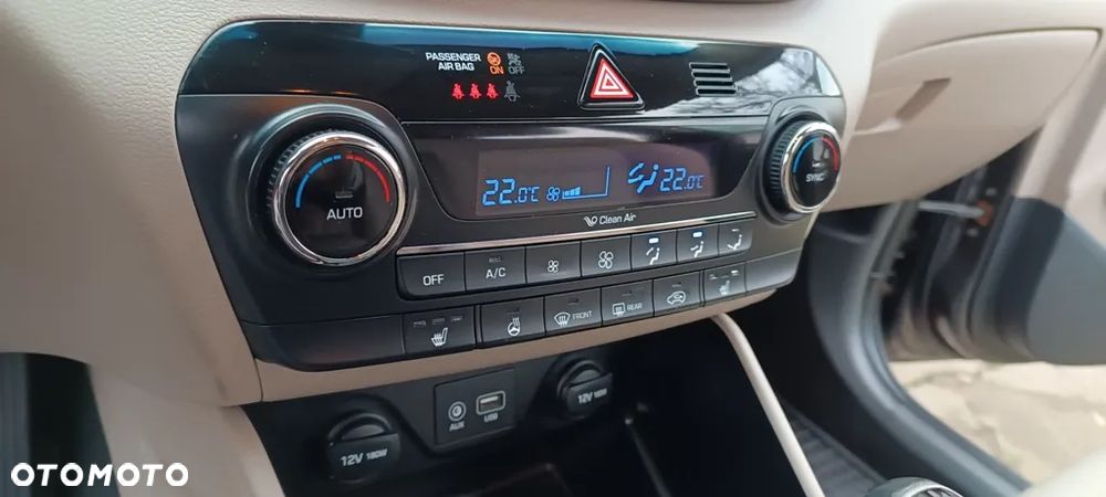 Hyundai Tucson 2.0 CRDI BlueDrive Comfort 2WD - 16