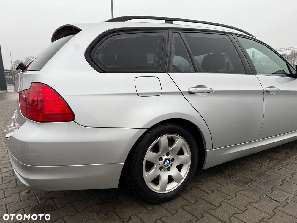 BMW Seria 3 - 15