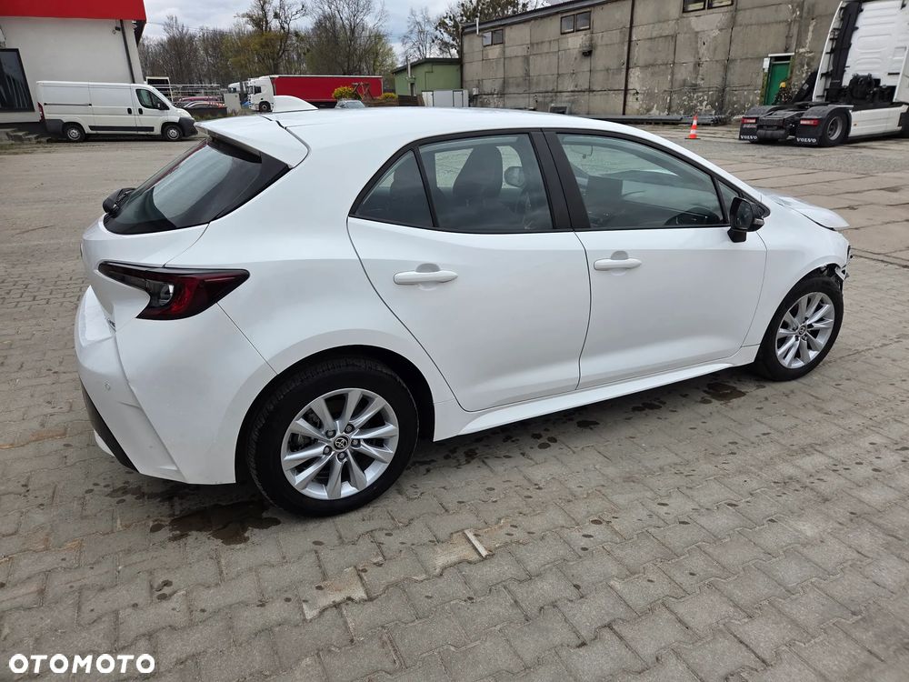 Toyota Corolla 1.8 Hybrid Comfort - 12