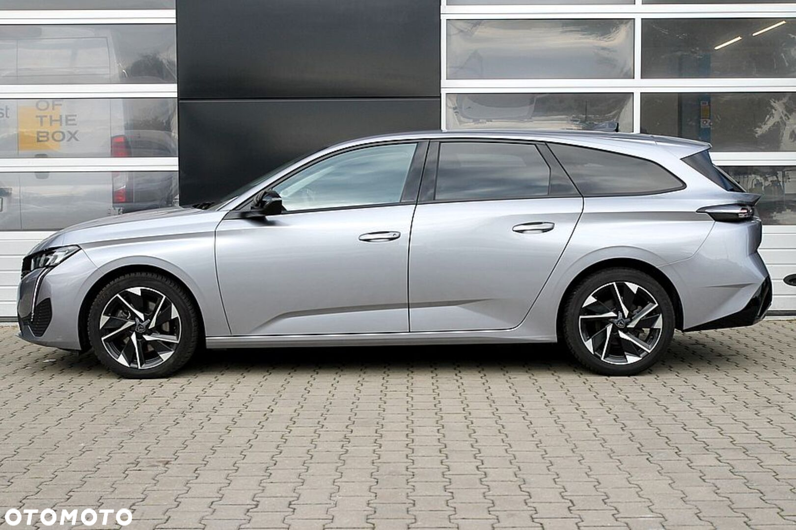 Peugeot 308 1.5 BlueHDi Allure Pack S&S EAT8 - 9