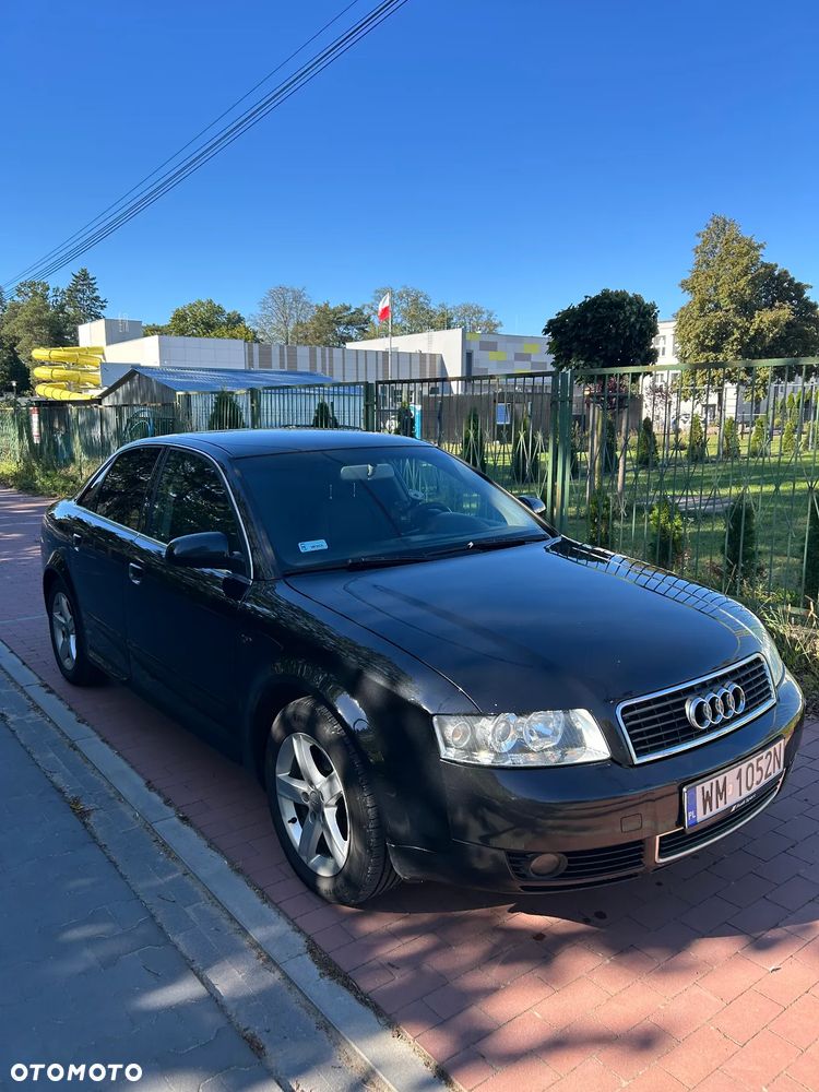 Audi A4 - 1
