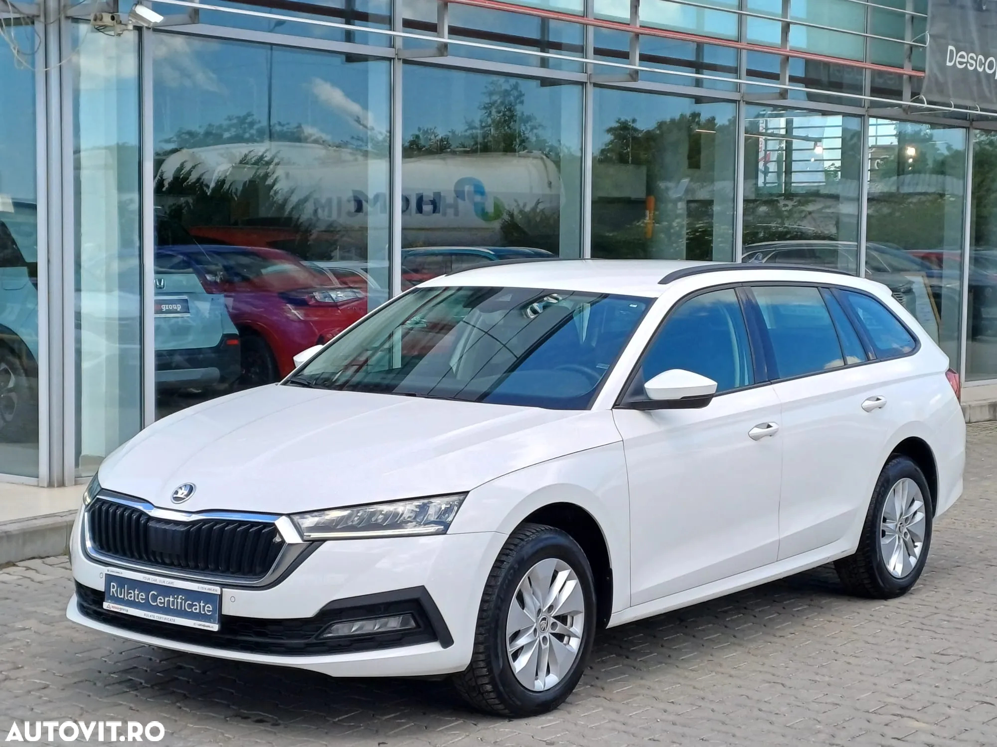 Skoda Octavia Combi 2.0 TDI Ambition - 2
