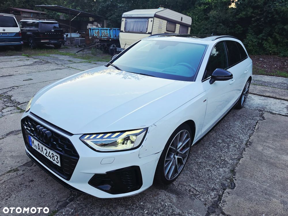 Audi A4 Avant 45 TFSI quattro S tronic S line - 1