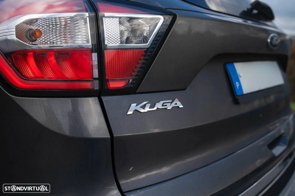Ford Kuga 1.5 TDCi ST-Line - 27