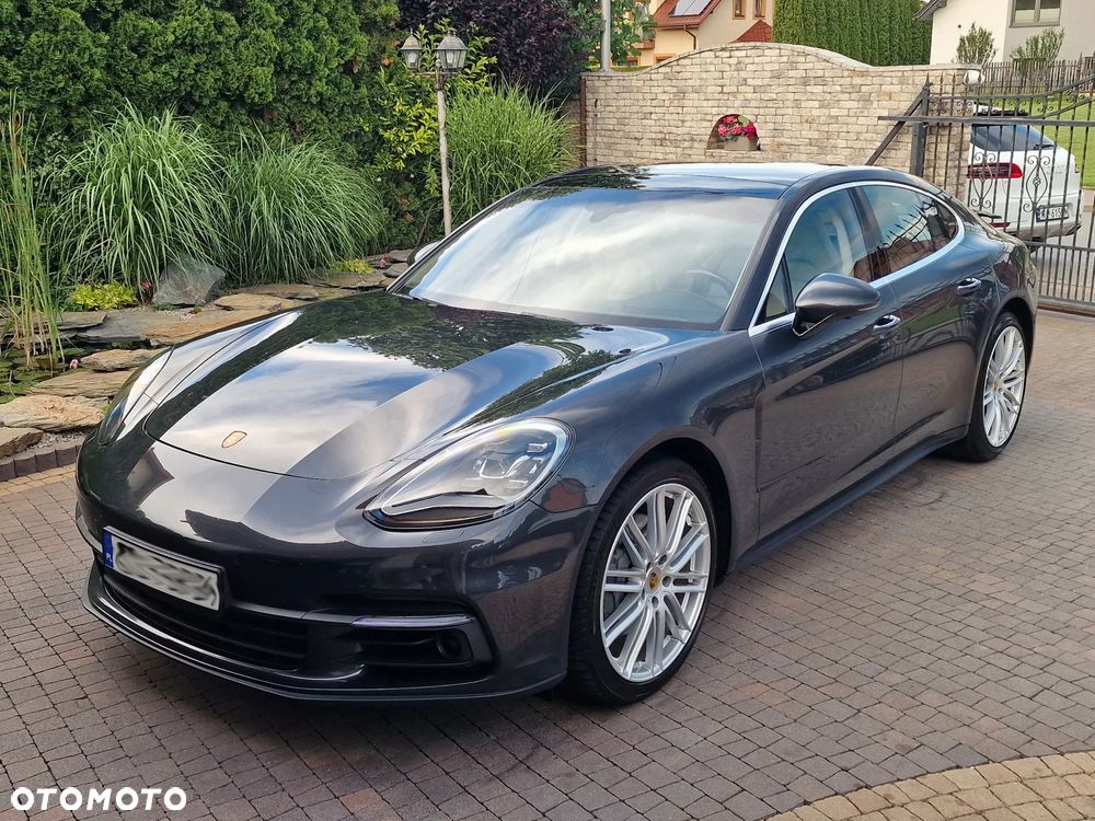 Porsche Panamera 4S - 2