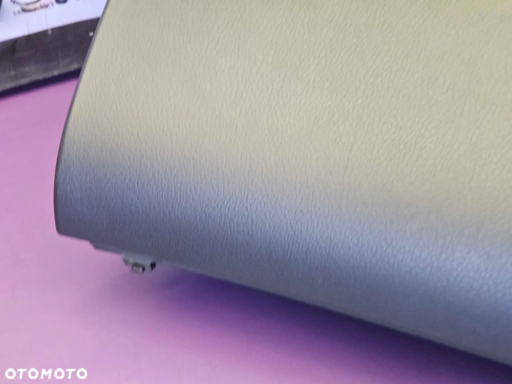 Schowek Pasażera 8E1857035 C Osłona Klapa Ciemny Soul Europa Audi A4 B6 B7 Seat Exeo - 9