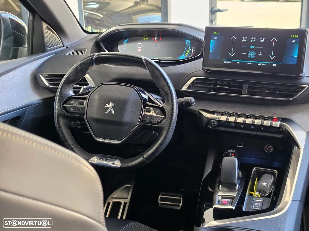 Peugeot 3008 1.6 Hybrid GT Pack e-EAT8 - 30