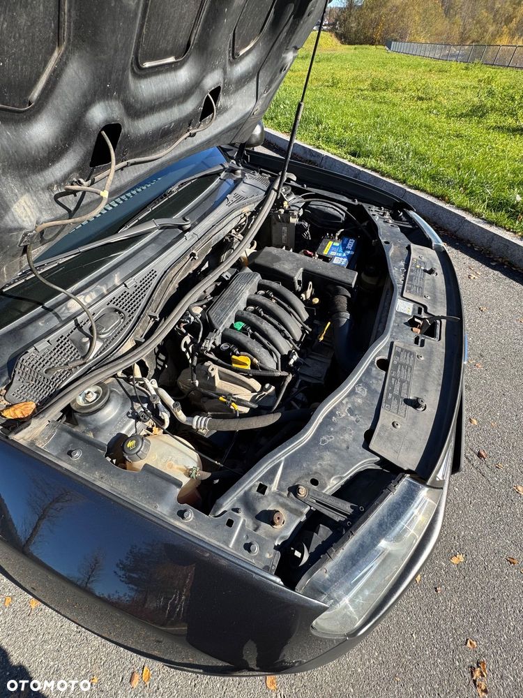 Dacia Duster 1.6 SCe Blackshadow 4x4 S&S - 28