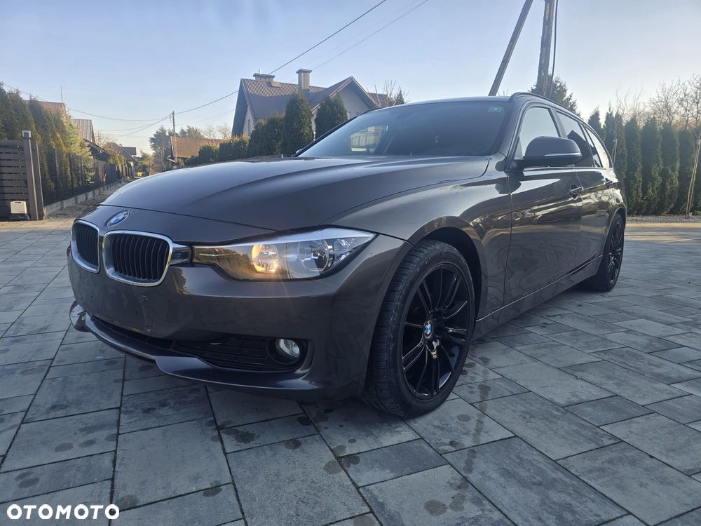 BMW Seria 3 318d DPF Edition Sport - 6