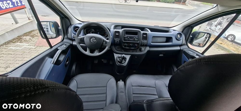 Opel Vivaro - 9