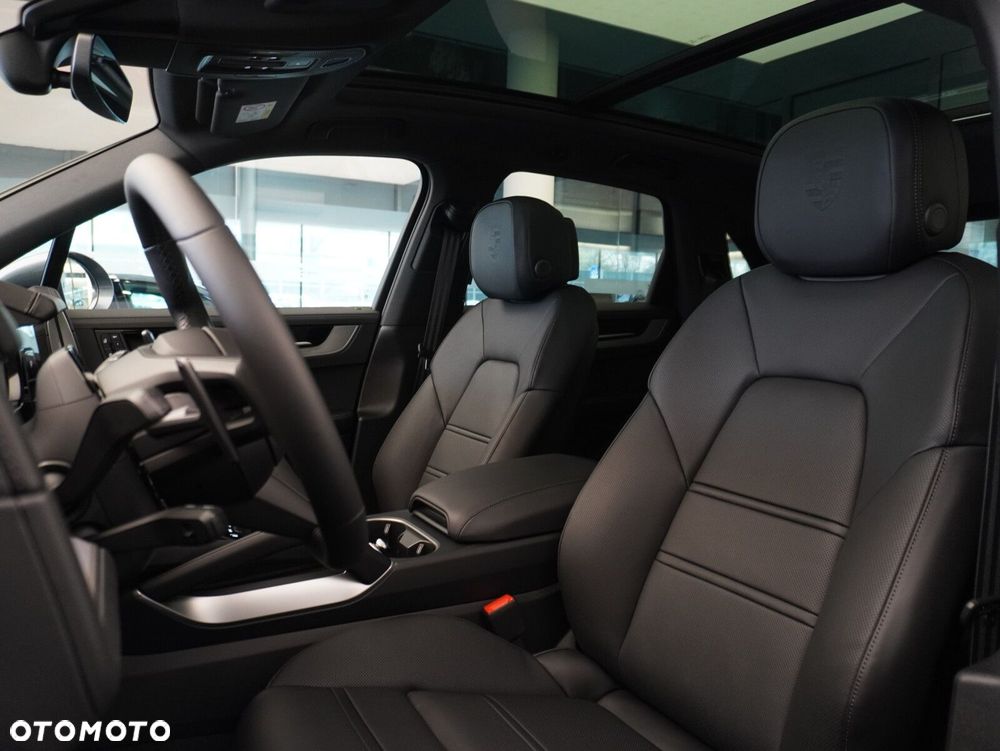Porsche Cayenne Black Edition - 30