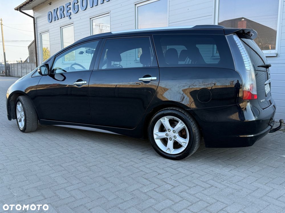 Mitsubishi Grandis - 6