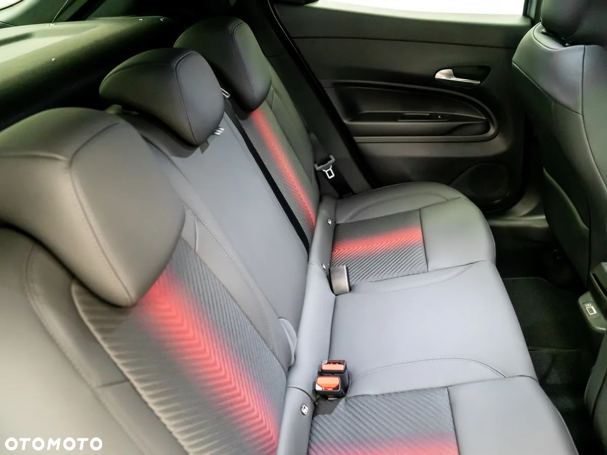 Alfa Romeo Junior 1.2 mHEV Ibrida eDCT - 16