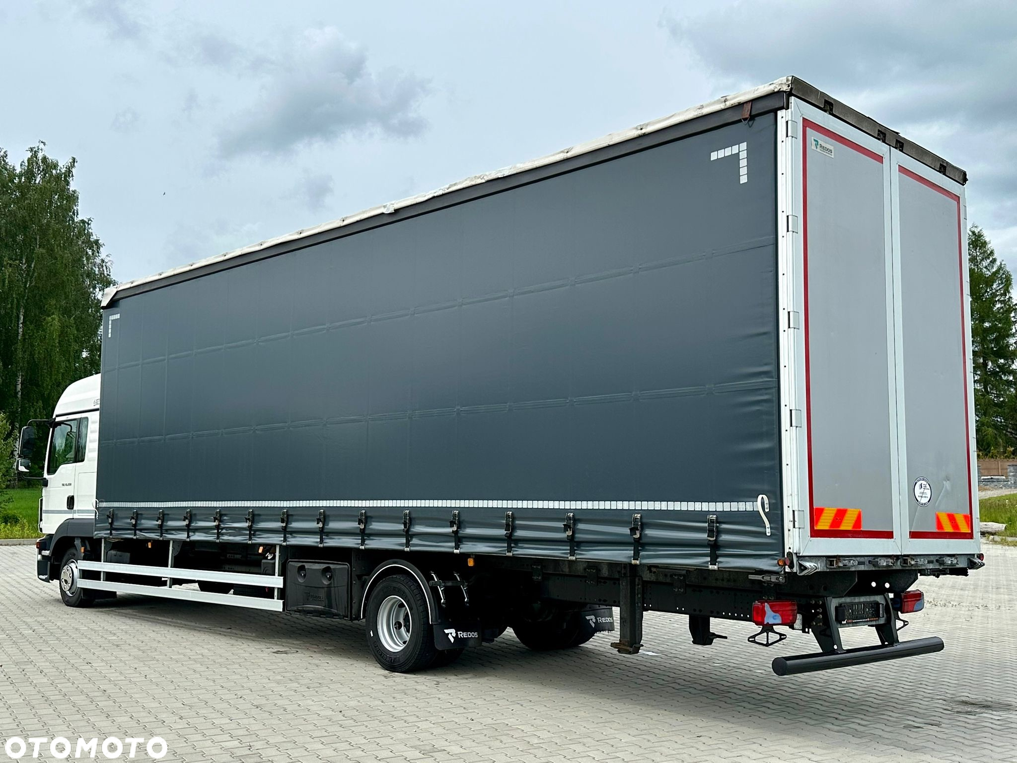 MAN TGL 12.250 / FIRANKA / 23 EUROPALETY / 9.5 M DŁUGOŚCI / NISKI PRZEBIEG / 380 TYS KM / SYPIALKA / 11.2020 ROK - 4